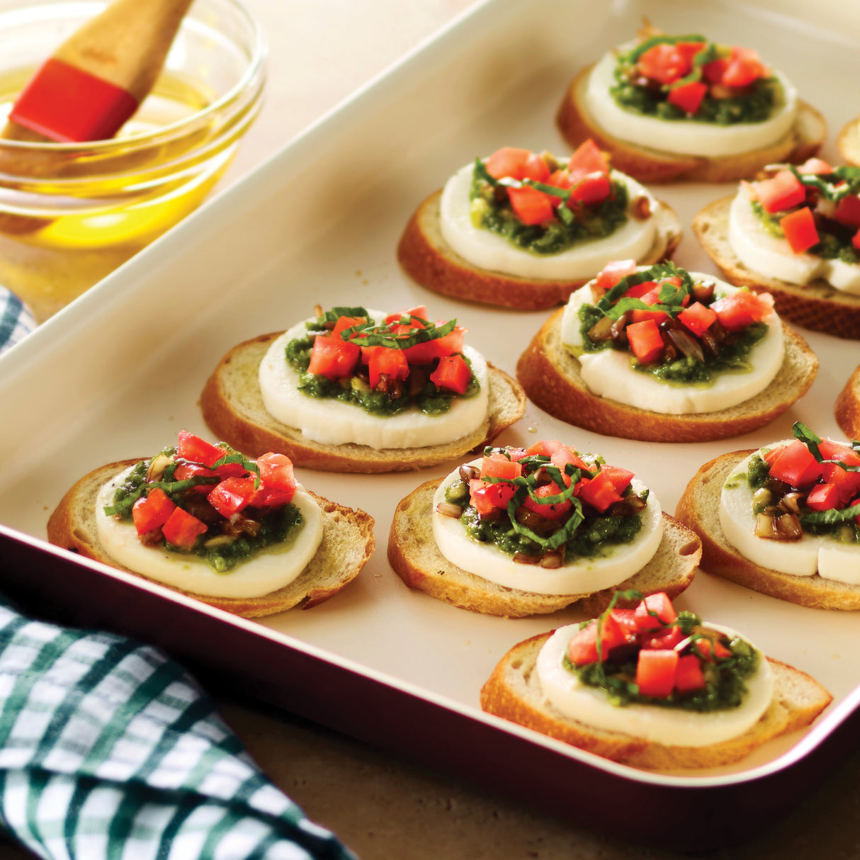 16 x 11 Inch Ceramic Baking Tray - Metallic Copper