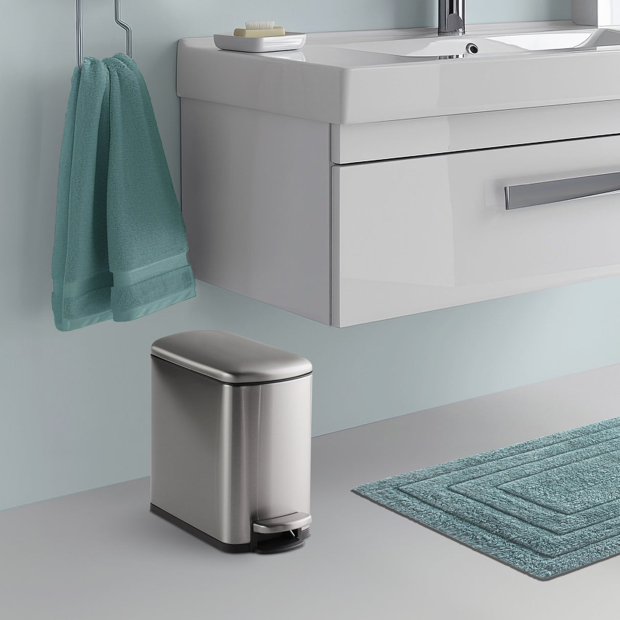 2 Pk-1.6 Gallon Step Trash Cans