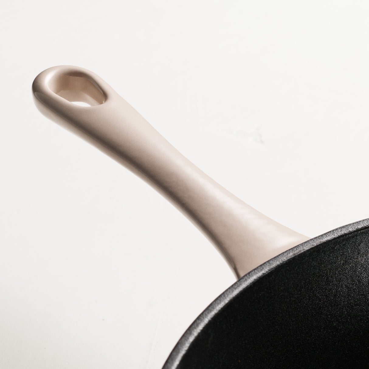 9 Inch and 12 Inch Enamel Cast Iron Skillet Set