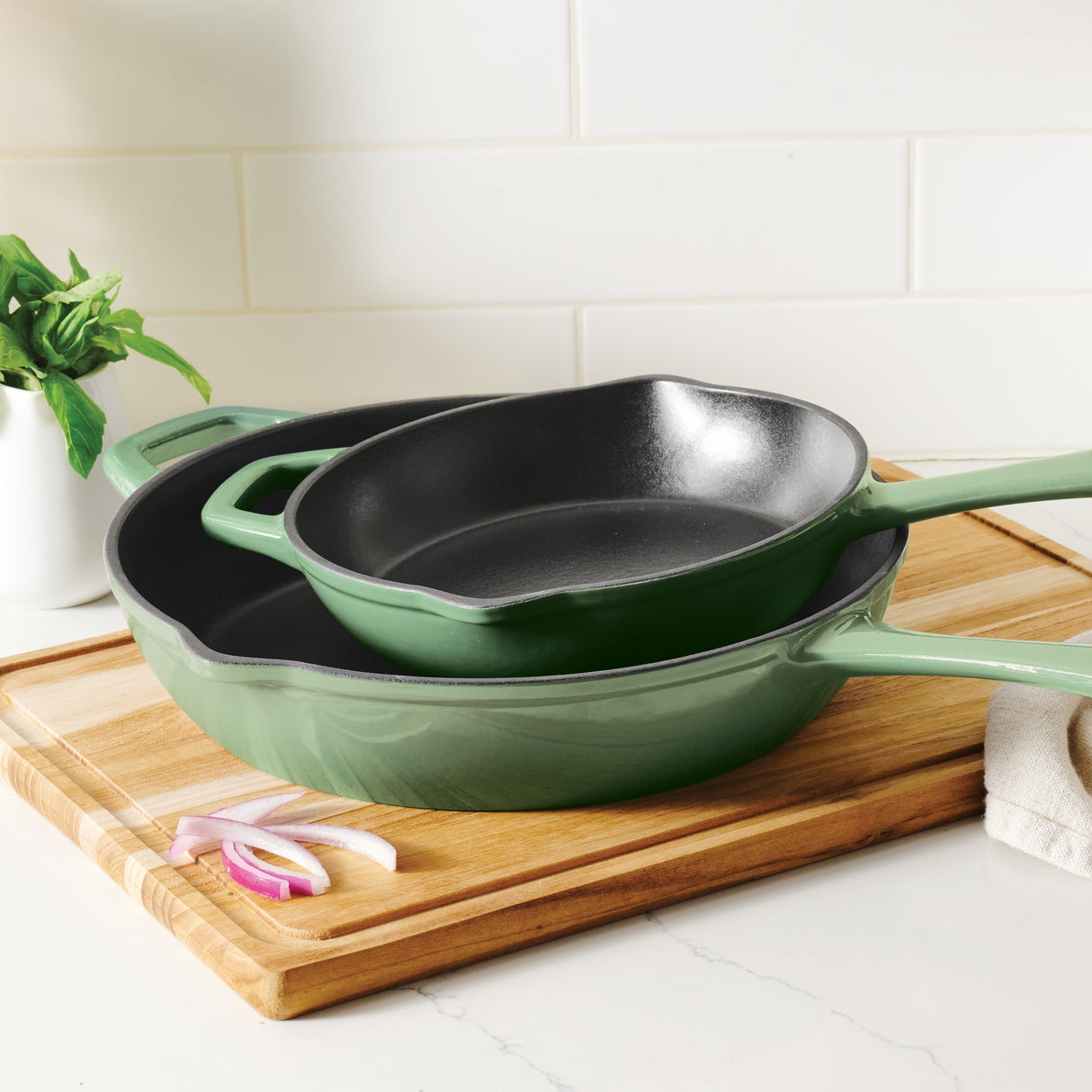 9 Inch and 12 Inch Enamel Cast Iron Skillet Set