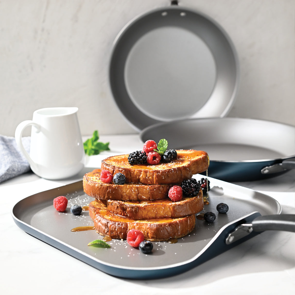 Primaware 18 Piece Nonstick Cookware Set