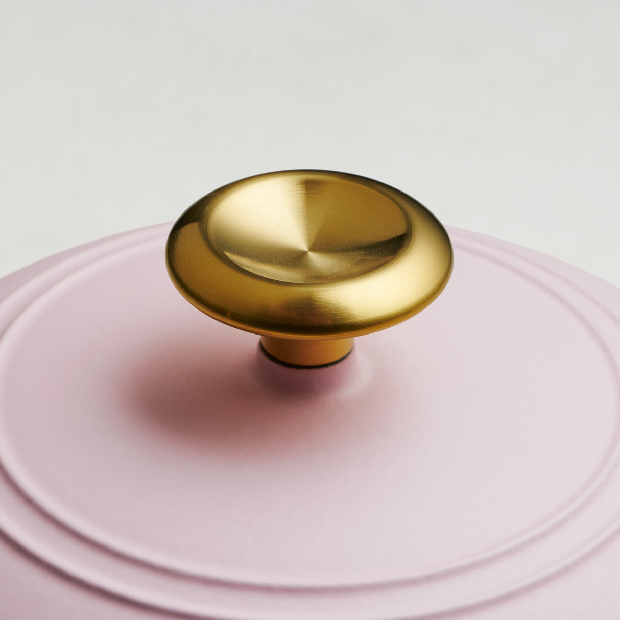 9.5 Inch Cast Iron Bread Oven