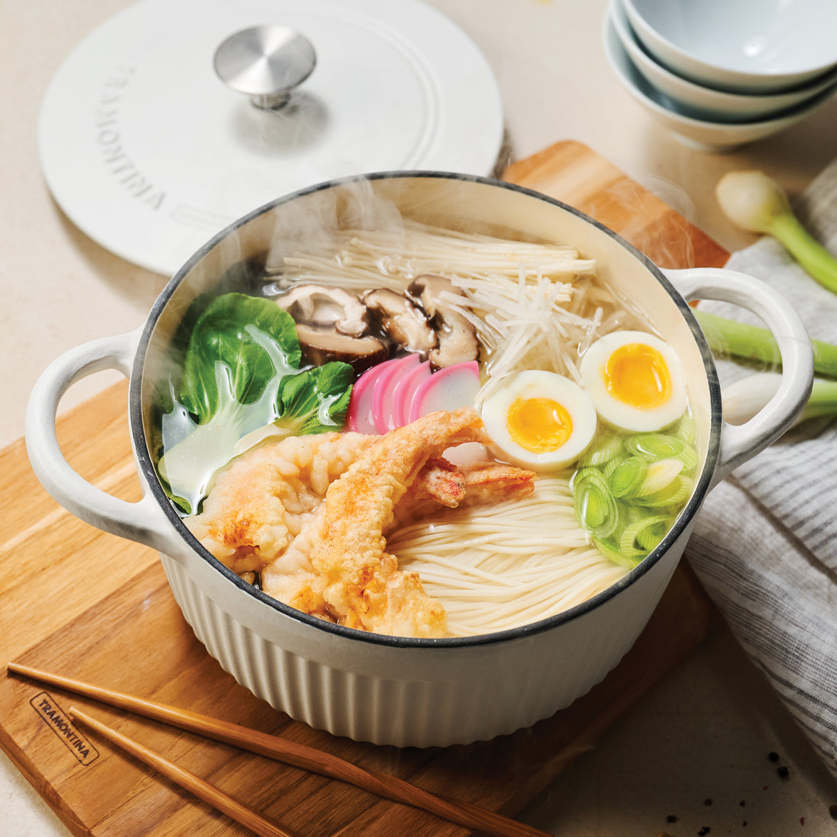 Mesa 3.5 Quart Enameled Cast Iron Dutch Oven