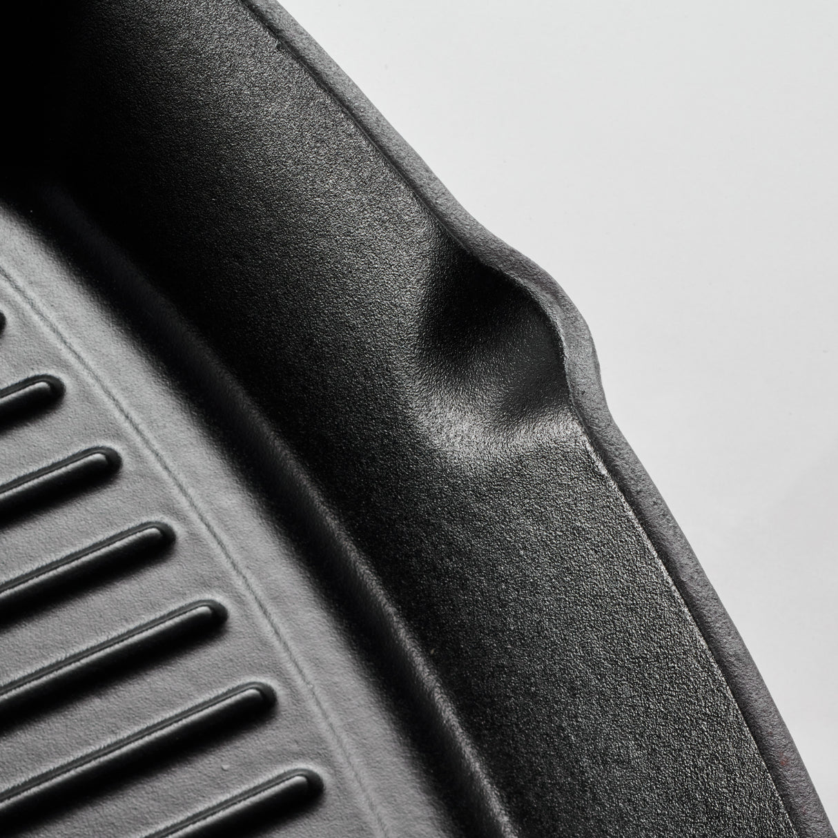 Bestow 11 Inch Enameled Cast-Iron Grill Pan with Press