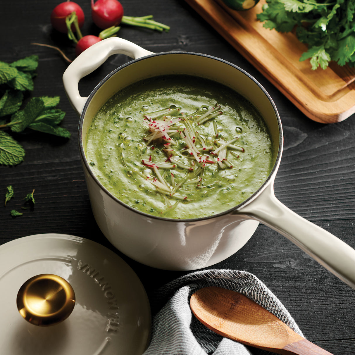 Bestow 2.5 Quart Enameled Cast-Iron Covered Sauce Pan