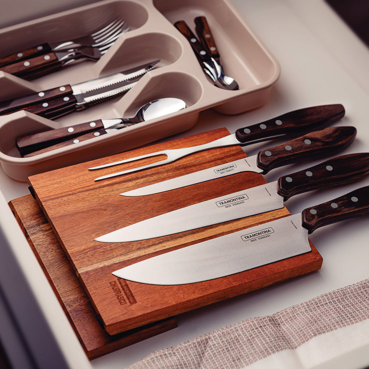 Churrasco BBQ 5 Piece Cutlery Set with Magnetic Block