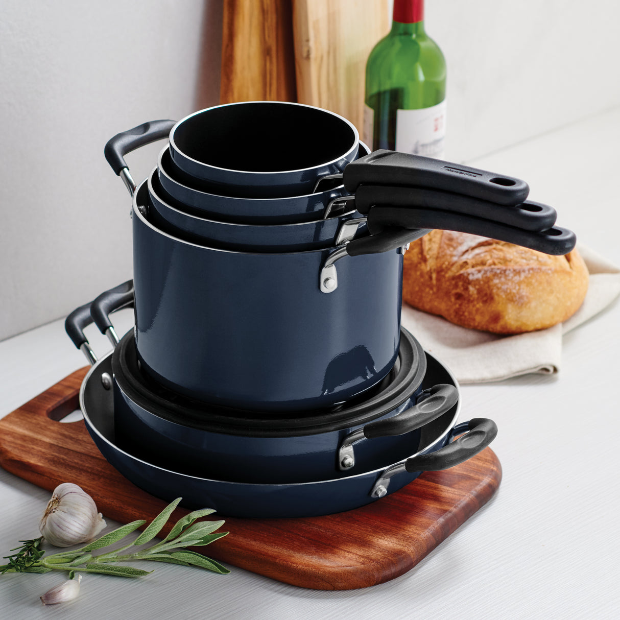 Nesting 11 Piece Nonstick Cookware Set