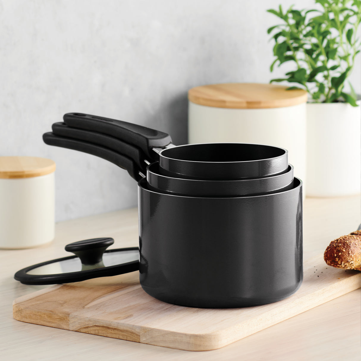 Nesting 6 Piece Nonstick Sauce Pan Set