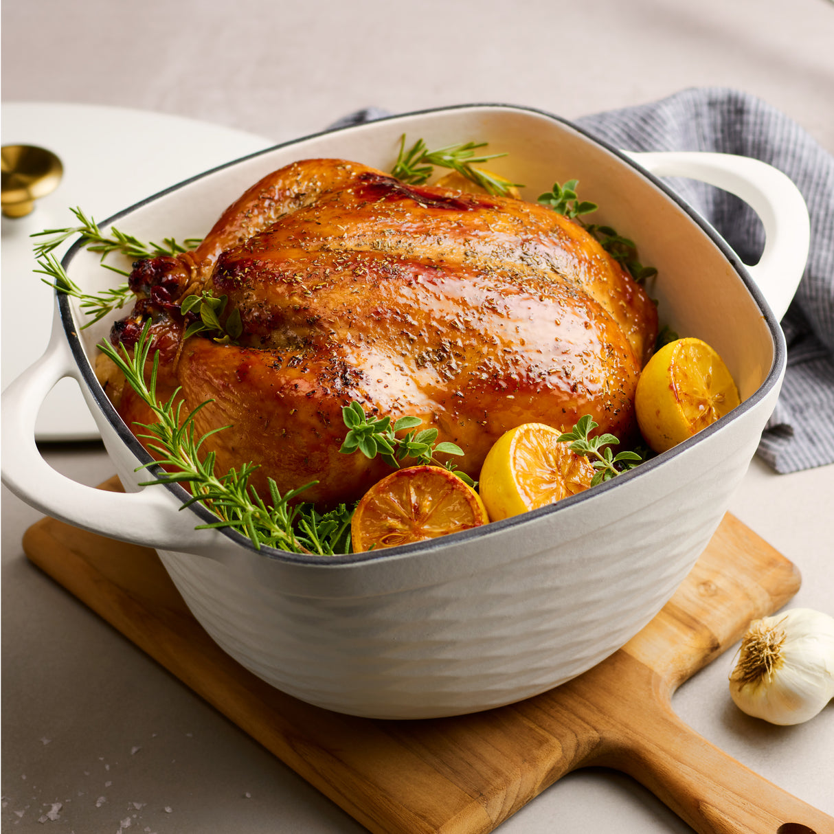 Prisma 7 Quart Enameled Cast Iron Covered Square Dutch Oven