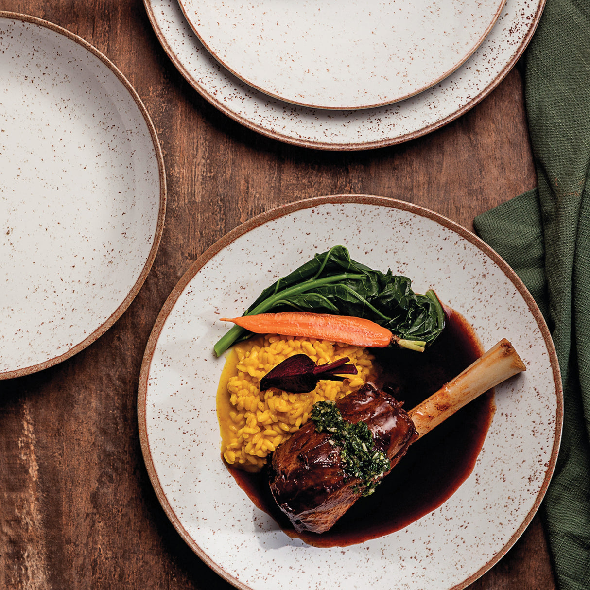 Rustic 12 Piece Plate Set