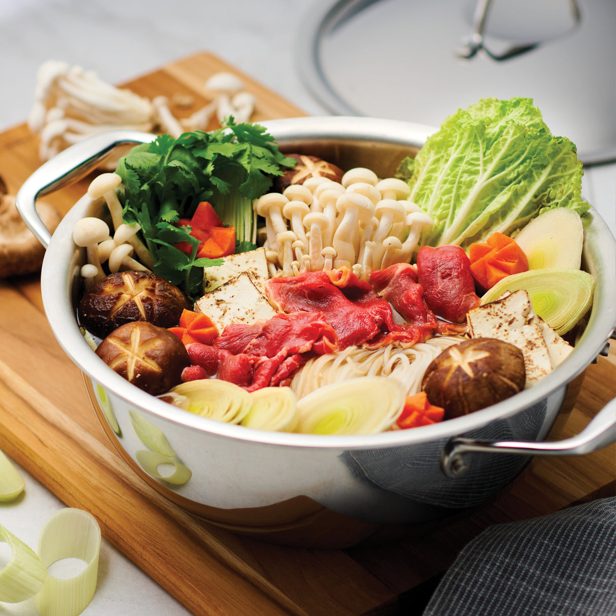 Signature 4 Quart Tri-Ply Clad Stainless Steel Covered Universal Pan