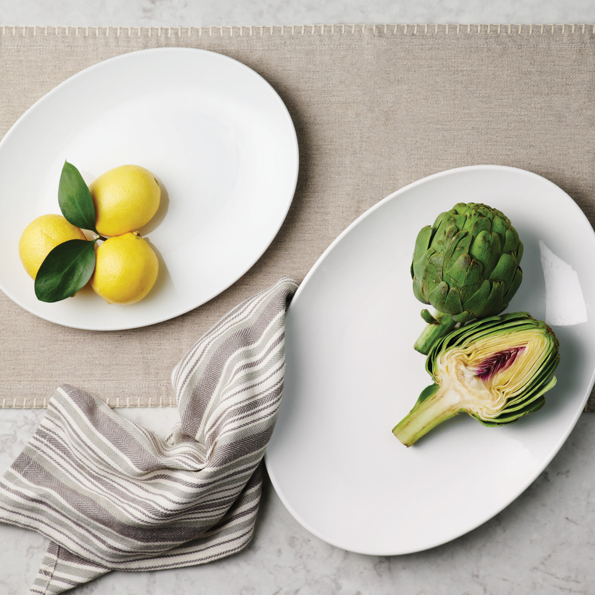 Sophia 15.75 Inch Oval Serving Platter