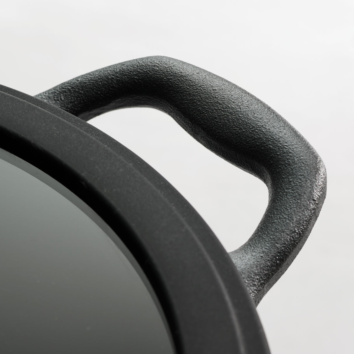 Utsava Pre-Seasoned Cast Iron Paniyarrakal with Lid