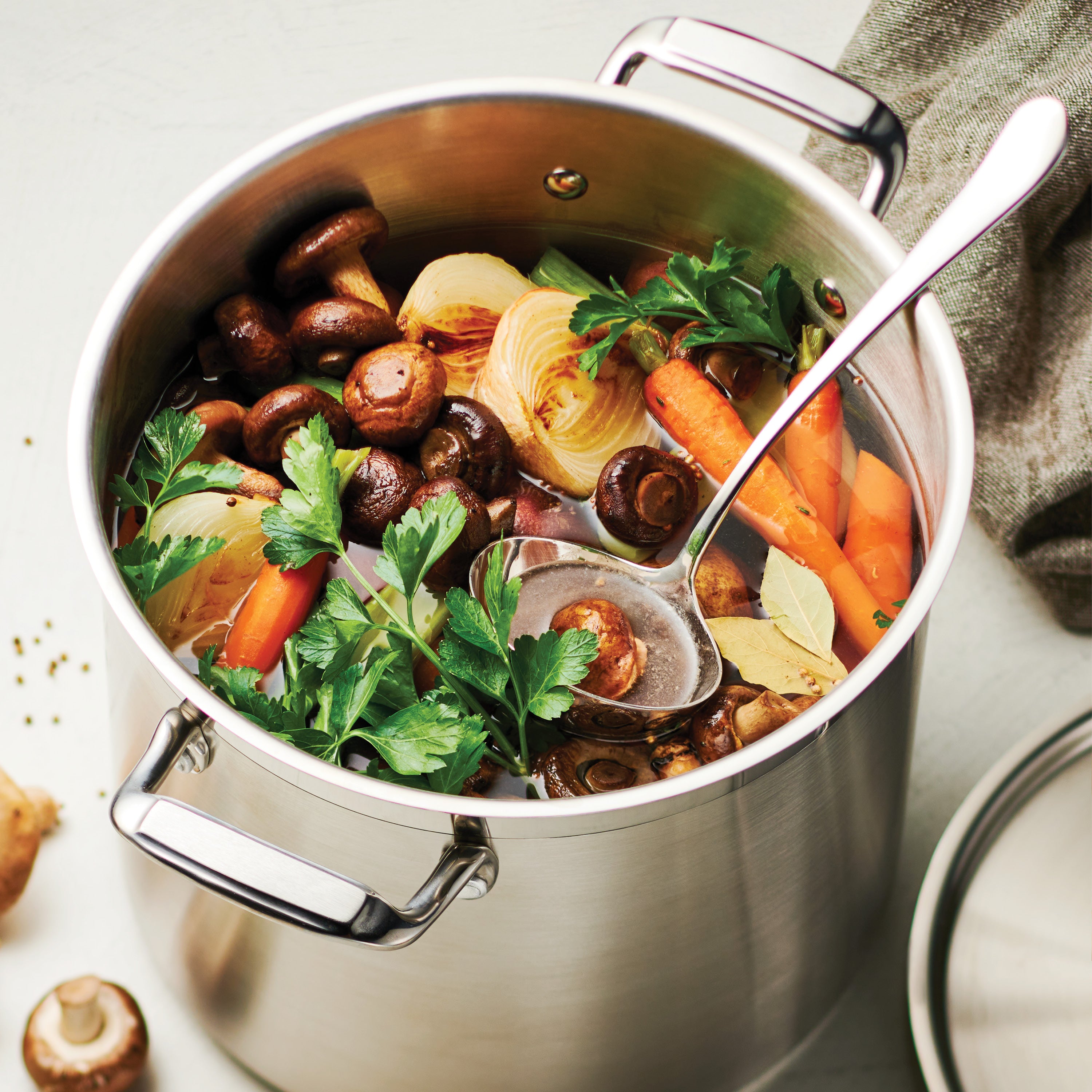 Stainless Steel Covered Stock Pot – Tramontina USA
