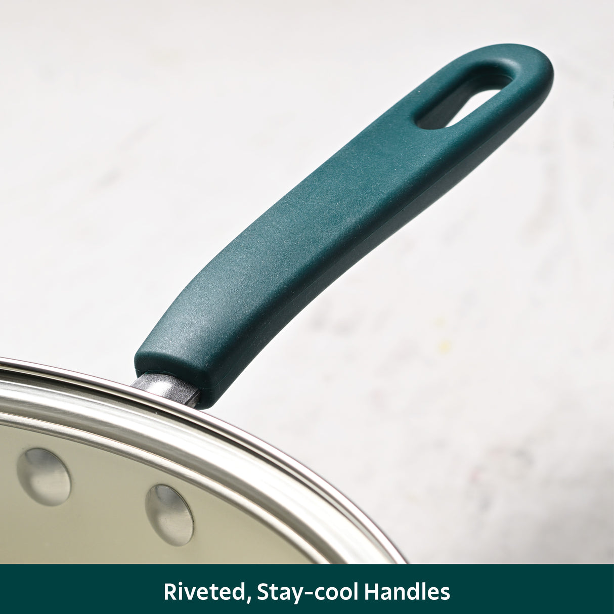 Ceramaware 5 Quart Ceramic Nonstick Covered Jumbo Cooker