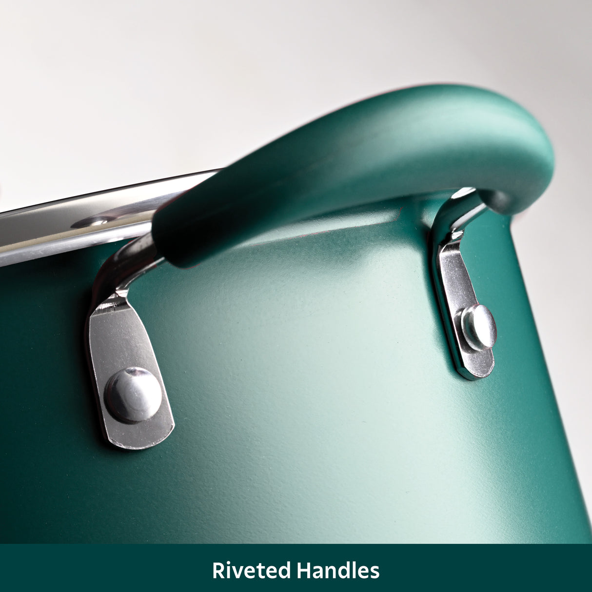 Ceramaware 5 Quart Ceramic Nonstick Covered Jumbo Cooker