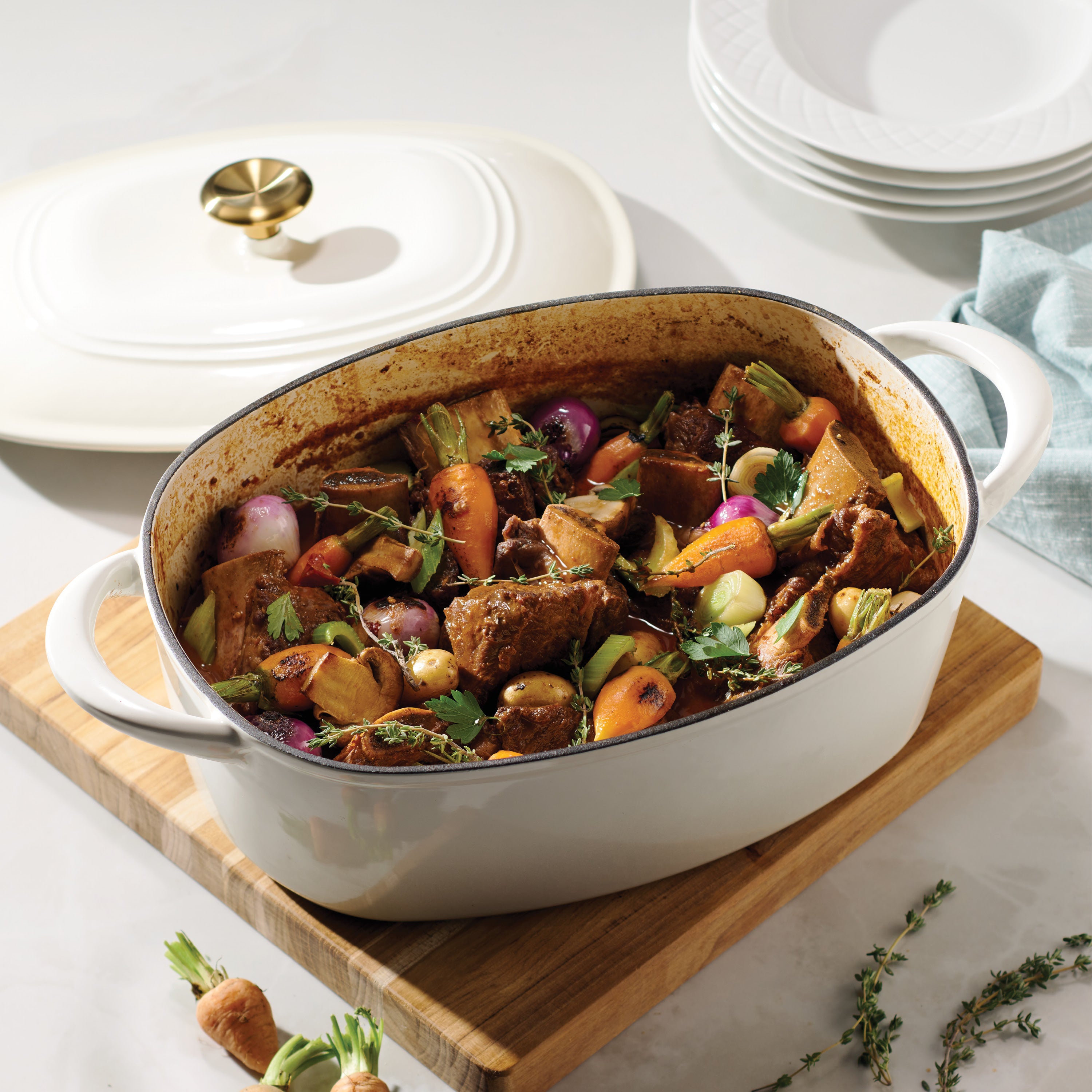 Tramontina Enameled Cast Iron Dutch Oven - Thumbnail 3