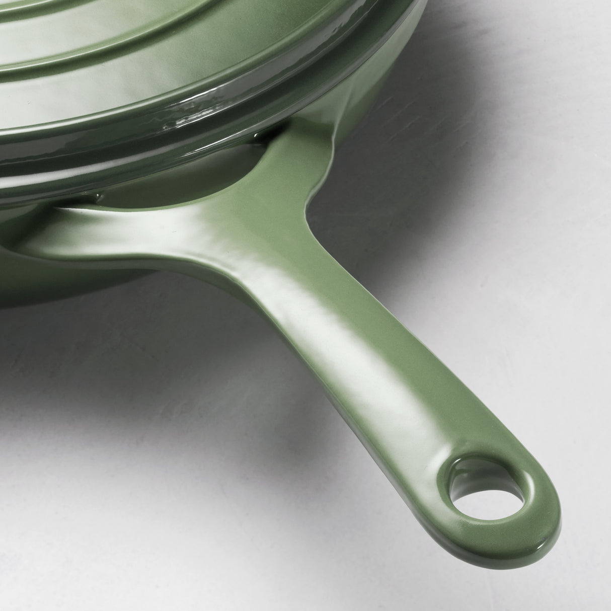 12 Inch Enameled Cast Iron Skillet with Lid