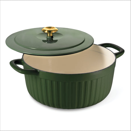 7 Quart Fluted Enameled Cast Iron Dutch Oven