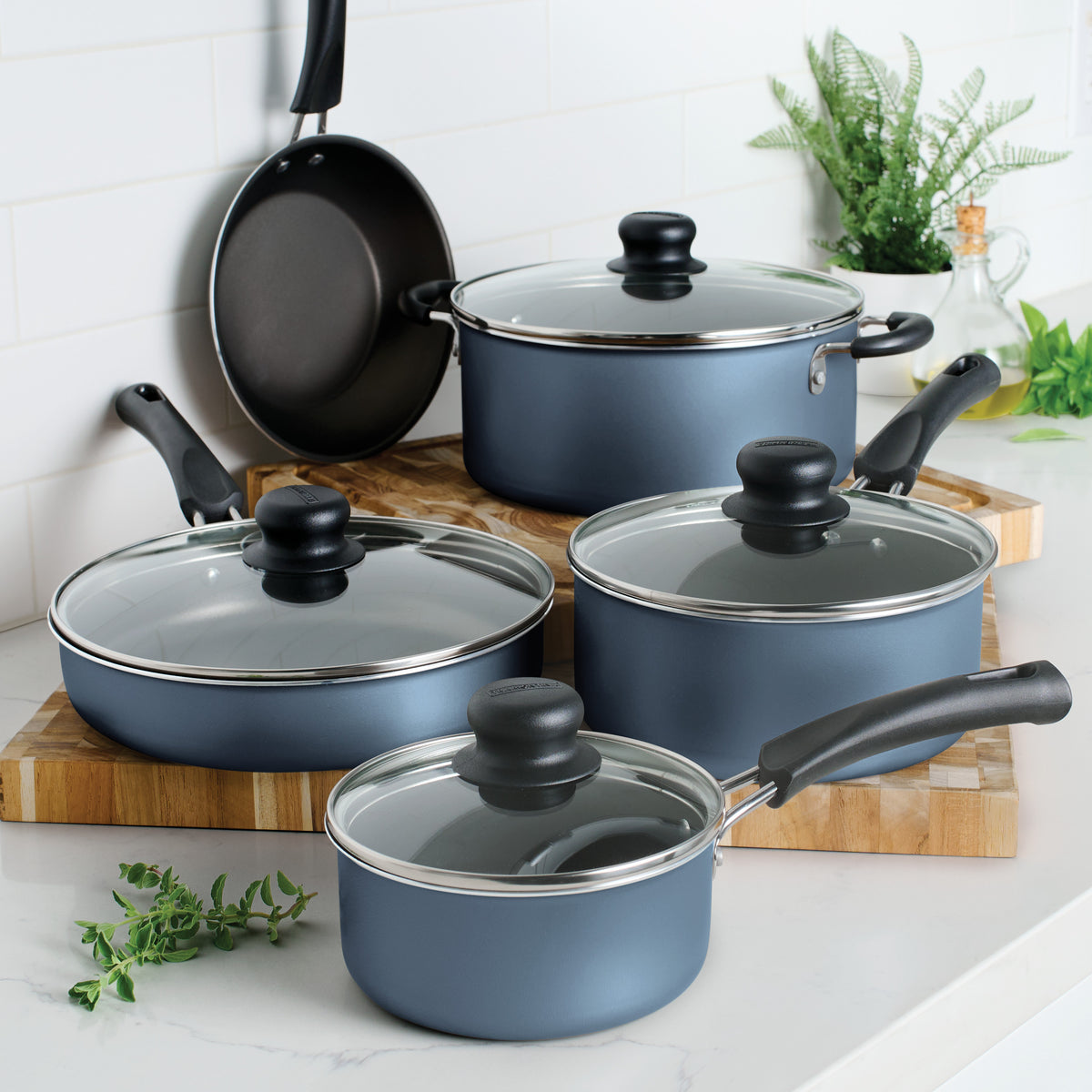 Simple Cookware 9 Piece Aluminum Nonstick Cookware Set – Tramontina USA